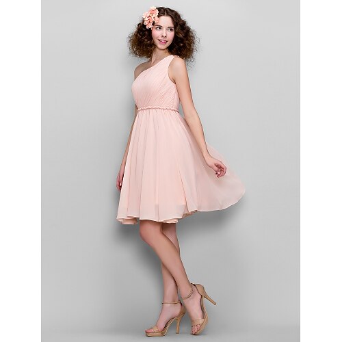 A-linje Brudepikekjole Enskuldret Ermeløs Alle kjendisstiler Knelengde Chiffon med Sidedrapering 2022
A-linje Brudepikekjole Enskuldret Ermeløs Alle kjendisstiler Knelengde Chiffon med Sidedrapering 2022