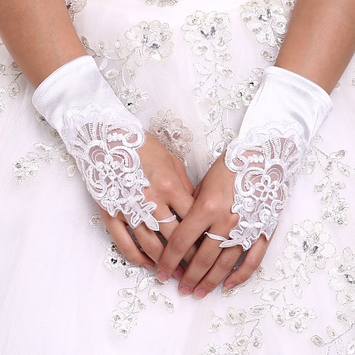 

Spandex Wrist Length Glove Bridal Gloves / Party / Evening Gloves With Pearl Wedding / Party Glove