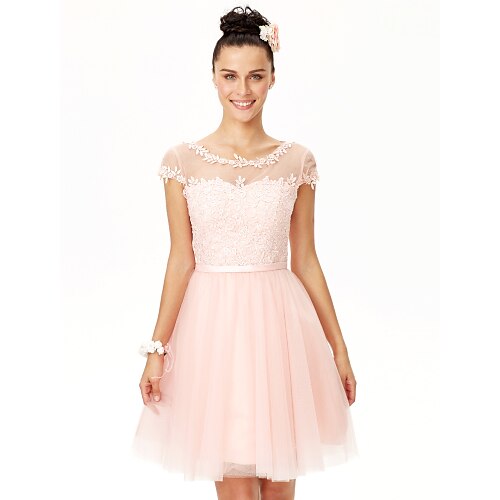 

Ball Gown Bridesmaid Dress Jewel Neck Short Sleeve Lace Up Knee Length Tulle / Corded Lace with Sash / Ribbon / Pleats / Appliques 2022