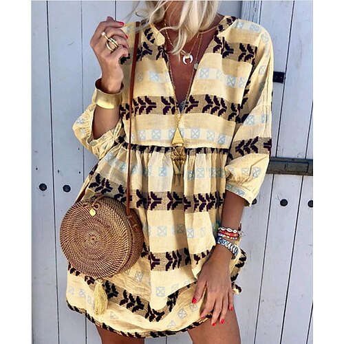 Dame Skiftkjole Boho-kjole Mini kjole Hvit Gul Grønn 3/4 ermer Trykt mønster Smukket Sommer Vår V-hals Bohem 2023 S M L XL XXL 3XL
Dame Skiftkjole Boho-kjole Mini kjole Hvit Gul Grønn 3/4 ermer Trykt mønster Smukket Sommer Vår V-hals Bohem 2023 S M L XL XXL 3XL