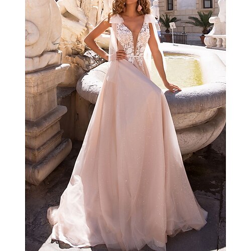 A-Line Wedding Dresses V Neck Sweep / Brush Train Tulle Sleeveless Country with Appliques 2022
A-Line Wedding Dresses V Neck Sweep / Brush Train Tulle Sleeveless Country with Appliques 2022