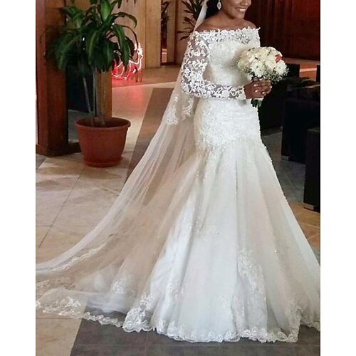 A-Line Wedding Dresses Off Shoulder Court Train Lace Tulle Long Sleeve Formal with 2022
A-Line Wedding Dresses Off Shoulder Court Train Lace Tulle Long Sleeve Formal with 2022