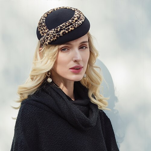Hatte Uld Baret Bøllehat Bryllup Dagligdagstøj Valentinsdag Valentine Hovedtøj Elegant Med Leopardprint Medaljon Hovedbeklædning
Hatte Uld Baret Bøllehat Bryllup Dagligdagstøj Valentinsdag Valentine Hovedtøj Elegant Med Leopardprint Medaljon Hovedbeklædning