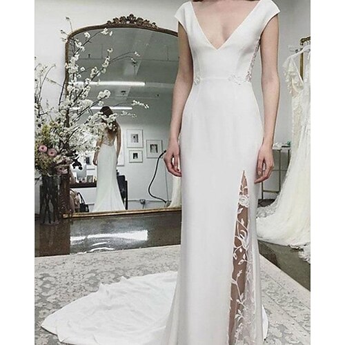Sheath / Column Wedding Dresses V Neck Sweep / Brush Train Italy Satin Sleeveless Romantic Simple with Lace Appliques Split Front 2022
Sheath / Column Wedding Dresses V Neck Sweep / Brush Train Italy Satin Sleeveless Romantic Simple with Lace Appliques Split Front 2022