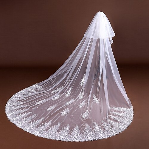 Two-tier Classic Style Wedding Veil Chapel Veils with Embroidery / Appliques 157.48 in (400cm) Tulle
Two-tier Classic Style Wedding Veil Chapel Veils with Embroidery / Appliques 157.48 in (400cm) Tulle