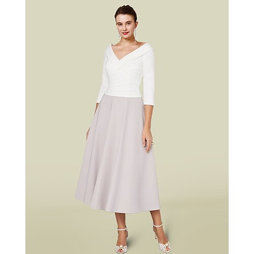 A-Line Mother of the Bride Dress Elegant V Neck Floor Length Italy Satin Long Sleeve with Color Block 2022
A-Line Mother of the Bride Dress Elegant V Neck Floor Length Italy Satin Long Sleeve with Color Block 2022