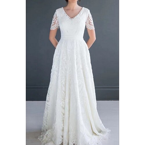 A-Line Wedding Dresses V Neck Court Train Chiffon Lace Half Sleeve Romantic Luxurious with Pleats Appliques 2022
A-Line Wedding Dresses V Neck Court Train Chiffon Lace Half Sleeve Romantic Luxurious with Pleats Appliques 2022
