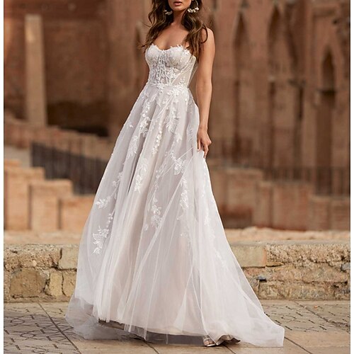 A-Line Wedding Dresses Strapless Sweep / Brush Train Lace Tulle Sleeveless Romantic Beach Sexy with Appliques 2022
A-Line Wedding Dresses Strapless Sweep / Brush Train Lace Tulle Sleeveless Romantic Beach Sexy with Appliques 2022