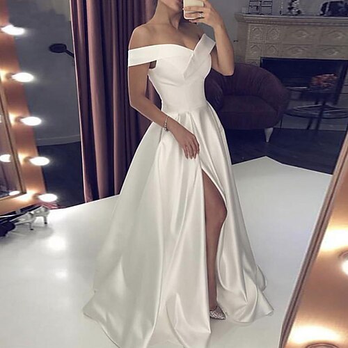 A-Line Wedding Dresses Off Shoulder Sweep / Brush Train Satin Cap Sleeve Simple Sexy with Pleats Split Front 2022
A-Line Wedding Dresses Off Shoulder Sweep / Brush Train Satin Cap Sleeve Simple Sexy with Pleats Split Front 2022