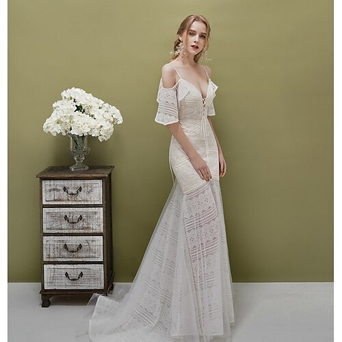 Mermaid / Trumpet Wedding Dresses V Neck Spaghetti Strap Sweep / Brush Train Lace Tulle Short Sleeve Romantic Beach Sexy with Appliques 2022
Mermaid / Trumpet Wedding Dresses V Neck Spaghetti Strap Sweep / Brush Train Lace Tulle Short Sleeve Romantic Beach Sexy with Appliques 2022