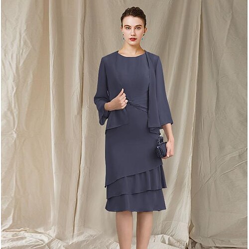 Two Piece A-Line Mother of the Bride Dress Elegant Jewel Neck Knee Length Chiffon Sleeveless Wrap Included with Ruched Ruffles 2022
Two Piece A-Line Mother of the Bride Dress Elegant Jewel Neck Knee Length Chiffon Sleeveless Wrap Included with Ruched Ruffles 2022