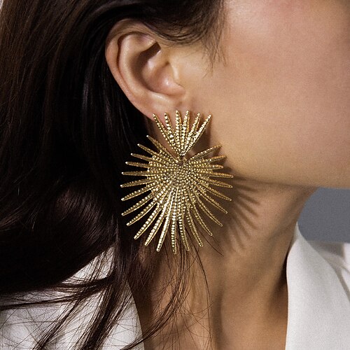 Women's Stud Earrings Classic Fan Stylish Artistic Gold Plated Earrings Jewelry Silver / Gold For Party Wedding 1 Pair
Women's Stud Earrings Classic Fan Stylish Artistic Gold Plated Earrings Jewelry Silver / Gold For Party Wedding 1 Pair
