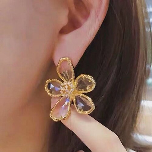 Women's Stud Earrings Classic Flower Shape Stylish Cute Earrings Jewelry Gold For Wedding Gift 1 Pair
Women's Stud Earrings Classic Flower Shape Stylish Cute Earrings Jewelry Gold For Wedding Gift 1 Pair