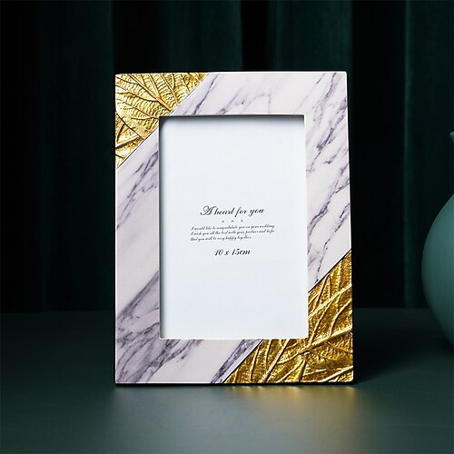 Modern Contemporary Resin Hand Painted Picture Frames Wall Decorations Picture Frames Pineapple Shape 
Modern Contemporary Resin Hand Painted Picture Frames Wall Decorations Picture Frames Pineapple Shape