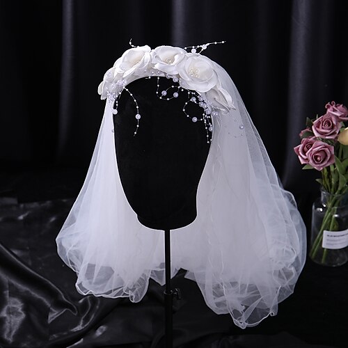 Two-tier Flower Style / Cute Wedding Veil Communion Veils with Faux Pearl / Petal 41.34 in (105cm) Elastane / Tulle
Two-tier Flower Style / Cute Wedding Veil Communion Veils with Faux Pearl / Petal 41.34 in (105cm) Elastane / Tulle