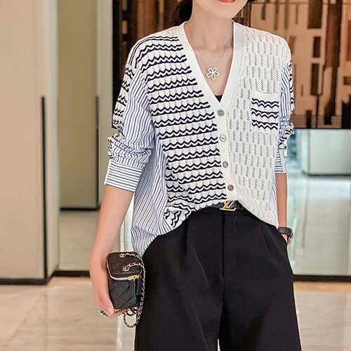 Women's Cardigan Pocket Knitted Button Striped Stylish Casual Soft Long Sleeve Sweater Cardigans V Neck Spring Summer White Navy Blue
Women's Cardigan Pocket Knitted Button Striped Stylish Casual Soft Long Sleeve Sweater Cardigans V Neck Spring Summer White Navy Blue