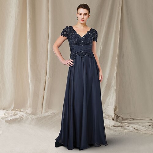 A-Line Mother of the Bride Dress Plus Size Elegant V Neck Floor Length Chiffon Lace Short Sleeve with Ruched Sequin 2022
A-Line Mother of the Bride Dress Plus Size Elegant V Neck Floor Length Chiffon Lace Short Sleeve with Ruched Sequin 2022