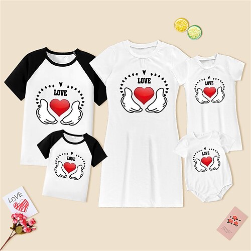 Family Look Dresses T shirt Tops Graphic Patterned Heart Letter Causal Patchwork White Short Sleeve Knee-length Daily Matching Outfits
Family Look Dresses T shirt Tops Graphic Patterned Heart Letter Causal Patchwork White Short Sleeve Knee-length Daily Matching Outfits