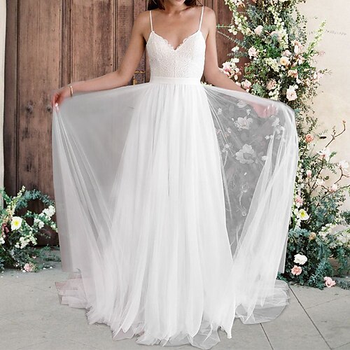 A-Line Wedding Dresses V Neck Spaghetti Strap Court Train Lace Tulle Sleeveless Romantic Beach Sexy Backless with Pleats Appliques 2022
A-Line Wedding Dresses V Neck Spaghetti Strap Court Train Lace Tulle Sleeveless Romantic Beach Sexy Backless with Pleats Appliques 2022