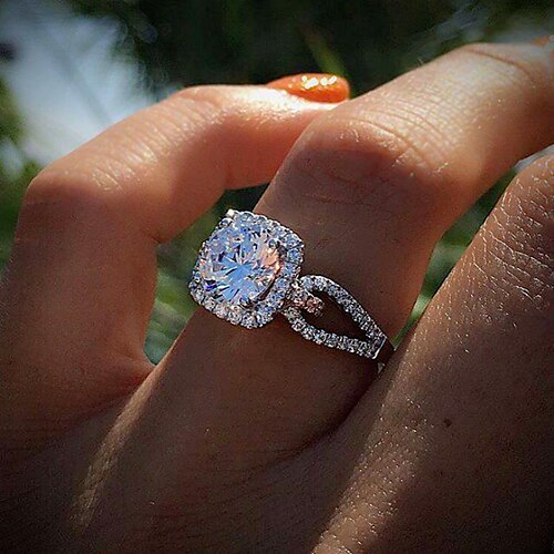 1pc Ring Midi Rings For Women's Cubic Zirconia Clear Gift Daily Engagement Rhinestone Alloy Briolette Happy
1pc Ring Midi Rings For Women's Cubic Zirconia Clear Gift Daily Engagement Rhinestone Alloy Briolette Happy