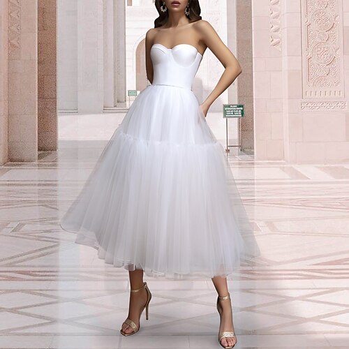 Bridal Shower Vintage 1940/1950 Vestitini bianchi Abiti da sposa Lunghezza tè Da principessa Senza maniche Senza bretelline Raso Con A pieghe Tinta unita 2023 Abiti da sposa
Bridal Shower Vintage 1940/1950 Vestitini bianchi Abiti da sposa Lunghezza tè Da principessa Senza maniche Senza bretelline Raso Con A pieghe Tinta unita 2023 Abiti da sposa