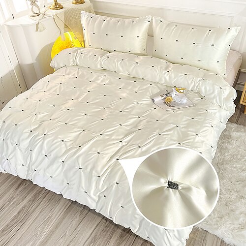 3 Pieces Duvet Cover Set Hotel Bedding Sets Comforter Cover Luxury Satin Jacquard Fabric, Include 1 Duvet Cover, 2 Pillowcases for Double/Queen/King(1 Pillowcase for Twin/Single)
3 Pieces Duvet Cover Set Hotel Bedding Sets Comforter Cover Luxury Satin Jacquard Fabric, Include 1 Duvet Cover, 2 Pillowcases for Double/Queen/King(1 Pillowcase for Twin/Single)