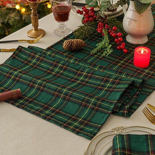 Christmas Buffalo Plaid Merry Xmas Table Runner, Seasonal Winter Holiday Kitchen Dining Table Decoration for Indoor Outdoor Home Party Decor
Christmas Buffalo Plaid Merry Xmas Table Runner, Seasonal Winter Holiday Kitchen Dining Table Decoration for Indoor Outdoor Home Party Decor