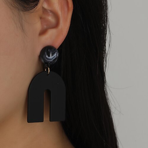 1 Pair Drop Earrings For Women's Formal Gift Daily Resin Geometrical Holiday Fashion Birthday
1 Pair Drop Earrings For Women's Formal Gift Daily Resin Geometrical Holiday Fashion Birthday