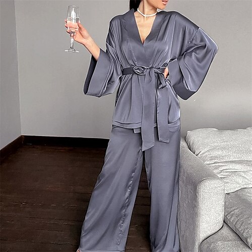 Women's Pajamas Sets Pjs 2 Pieces Pure Color Comfort Home Daily Satin V Wire Long Sleeve Belt Included Winter Fall Green Blue / Silk
Women's Pajamas Sets Pjs 2 Pieces Pure Color Comfort Home Daily Satin V Wire Long Sleeve Belt Included Winter Fall Green Blue / Silk