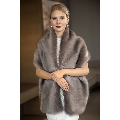Châles Wraps de mariée Elégant Garder au chaud Sans Manches Fausse Fourrure Boléros de Mariage Avec Plumes / Fourrure Pour Mariage Automne hiver
Châles Wraps de mariée Elégant Garder au chaud Sans Manches Fausse Fourrure Boléros de Mariage Avec Plumes / Fourrure Pour Mariage Automne hiver