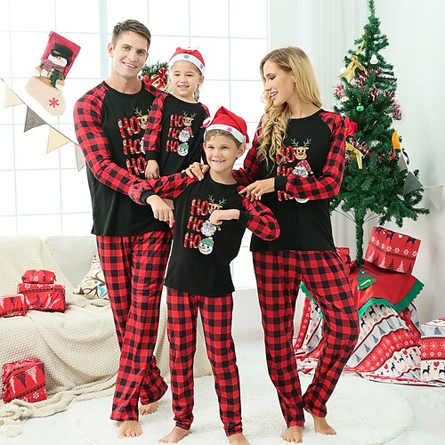 Christmas Pajamas Family Letter Santa Claus Christmas Tree Home Black Wine Red Long Sleeve Basic Matching Outfits
Christmas Pajamas Family Letter Santa Claus Christmas Tree Home Black Wine Red Long Sleeve Basic Matching Outfits