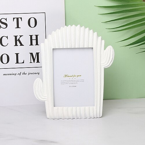 1PC Cactus Cactus Nordic Resin Photo Frame Artwork Table Interior Decoration Table Decoration
1PC Cactus Cactus Nordic Resin Photo Frame Artwork Table Interior Decoration Table Decoration