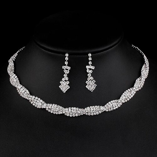 I monili nuziali 2 pezzi Strass 1 collana Orecchini Per donna Personalizzato Moda Artistico Classico Prezioso Irregolare Parure di gioielli Per Natale Strada Carnevale
I monili nuziali 2 pezzi Strass 1 collana Orecchini Per donna Personalizzato Moda Artistico Classico Prezioso Irregolare Parure di gioielli Per Natale Strada Carnevale