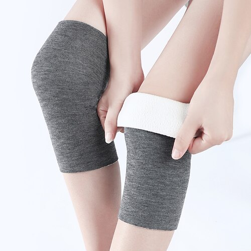 un paio di protezioni per ginocchia lavorate a maglia per vecchie gambe fredde protezioni per ginocchia da uomo e da donna verniciate per dolori articolari protezioni per ginocchia in velluto
un paio di protezioni per ginocchia lavorate a maglia per vecchie gambe fredde protezioni per ginocchia da uomo e da donna verniciate per dolori articolari protezioni per ginocchia in velluto