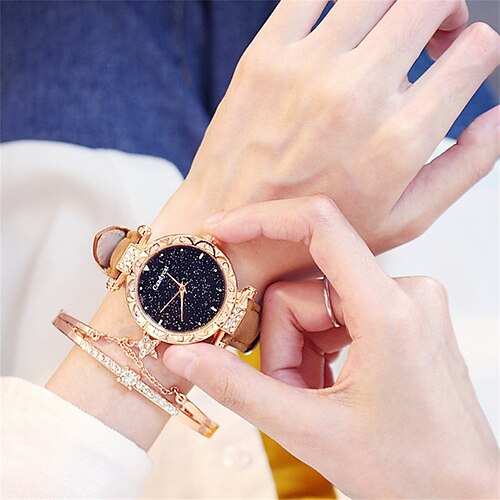 Wrist Watch Quartz Watch for Women Analog Quartz Stylish Tennis Chain Fashion Rhinestone Bracelet Metal Alloy Romantic Series Fashion Gypsophila
Wrist Watch Quartz Watch for Women Analog Quartz Stylish Tennis Chain Fashion Rhinestone Bracelet Metal Alloy Romantic Series Fashion Gypsophila