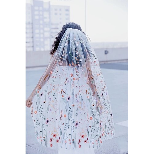 En-lags Blomster / Sød Bryllupsslør Fingerspids Slør med Broderi 62,99 i (160cm) Tyl
En-lags Blomster / Sød Bryllupsslør Fingerspids Slør med Broderi 62,99 i (160cm) Tyl