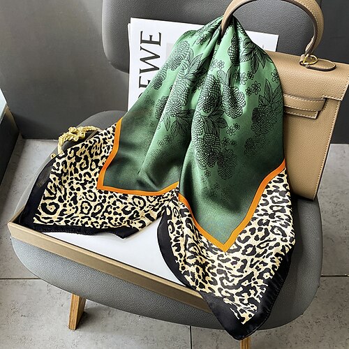 sciarpa quadrata da donna di vendita calda per le vacanze quotidiane sciarpa rossa stampa leopardo sciarpa con stampa moda sciarpa quadrata con stampa
sciarpa quadrata da donna di vendita calda per le vacanze quotidiane sciarpa rossa stampa leopardo sciarpa con stampa moda sciarpa quadrata con stampa