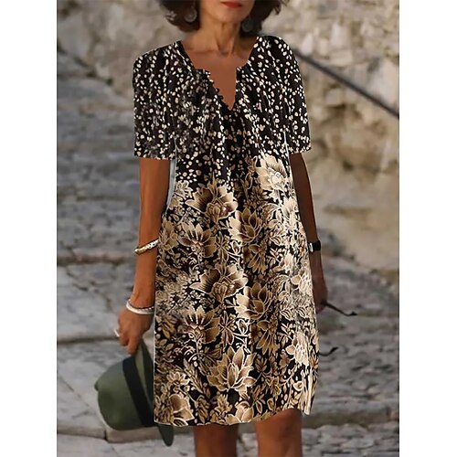 Dame Uformell kjole Floral kjole Print kjole Grafisk 3D-utskrift Knapp Trykt mønster V-hals Mini kjole Mote Moderne Daglig Feriereise Kortermet Normal Brun Sommer Vår S M L XL XXL
Dame Uformell kjole Floral kjole Print kjole Grafisk 3D-utskrift Knapp Trykt mønster V-hals Mini kjole Mote Moderne Daglig Feriereise Kortermet Normal Brun Sommer Vår S M L XL XXL
