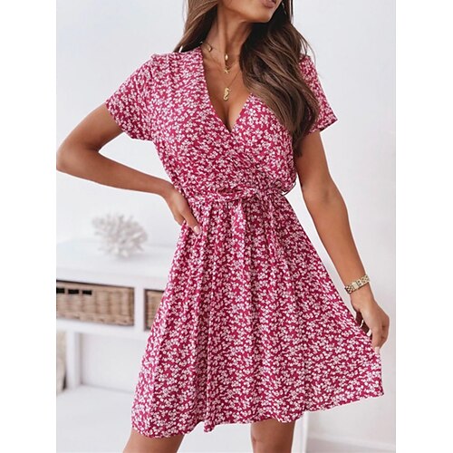 Dame Uformell kjole Floral kjole Sommerkjole Blomstret Blondér Trykt mønster V-hals Mini kjole Klassisk Moderne Daglig Stevnemøte Kortermet Normal Svart Vin Sommer Vår S M L XL XXL
Dame Uformell kjole Floral kjole Sommerkjole Blomstret Blondér Trykt mønster V-hals Mini kjole Klassisk Moderne Daglig Stevnemøte Kortermet Normal Svart Vin Sommer Vår S M L XL XXL