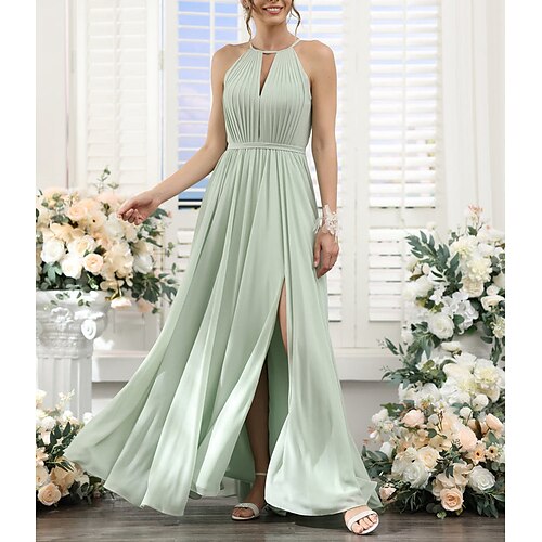 A-linje Brudepigekjole Grime Kortærmet Elegant Gulvlang Chiffon med Opdelt front / Ruche 2022
A-linje Brudepigekjole Grime Kortærmet Elegant Gulvlang Chiffon med Opdelt front / Ruche 2022