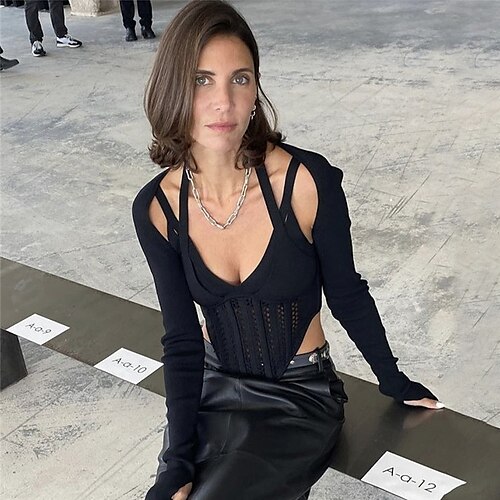Goth Girl Sexy Y2K År 2000 T-skjorte Avskåret topp Dame Japansk Cosplay-kostymer Svart
Goth Girl Sexy Y2K År 2000 T-skjorte Avskåret topp Dame Japansk Cosplay-kostymer Svart