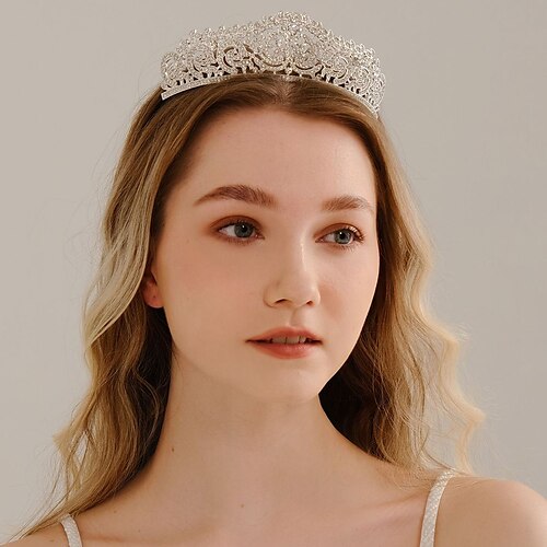 Diademi della corona Cerchietti Accessori per capelli Strass Lega Matrimonio Festa / Serata Retrò Dolce Con Cristallo / strass Più materiali Copricapo Copricapo
Diademi della corona Cerchietti Accessori per capelli Strass Lega Matrimonio Festa / Serata Retrò Dolce Con Cristallo / strass Più materiali Copricapo Copricapo