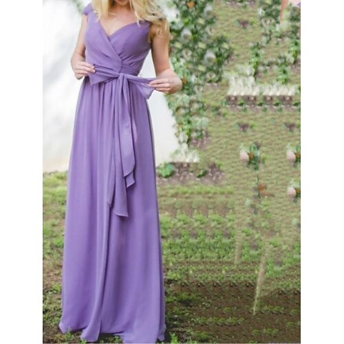 Linjeform Brudepikekjole V-hals Ermeløs Elegant Gulvlengde Chiffon med Belte / bånd / Plissert / Ensfarget 2022
Linjeform Brudepikekjole V-hals Ermeløs Elegant Gulvlengde Chiffon med Belte / bånd / Plissert / Ensfarget 2022