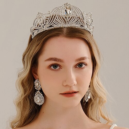 Diademi della corona Cerchietti Accessori per capelli Strass Lega Matrimonio Festa / Serata Retrò Dolce Con Cristallo / strass A pois Copricapo Copricapo
Diademi della corona Cerchietti Accessori per capelli Strass Lega Matrimonio Festa / Serata Retrò Dolce Con Cristallo / strass A pois Copricapo Copricapo