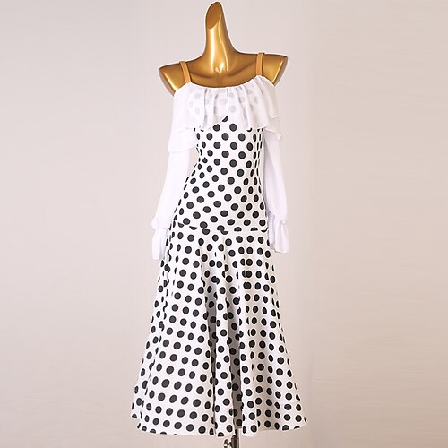 Ballroom-dans Kjole Drapert Tvinning Dame Ytelse Dagligdagstøy Langermet Chiffon Spandex
Ballroom-dans Kjole Drapert Tvinning Dame Ytelse Dagligdagstøy Langermet Chiffon Spandex