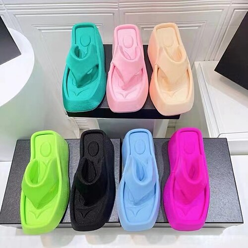 Dame Tøfler Komfort Sko Flip-Flops Daglig Strand Kile Hæl Kvadratisk Tå Fritid minimalisme Mikrofiber Tøfler Helfarge Svart Lysegrønn Rosa
Dame Tøfler Komfort Sko Flip-Flops Daglig Strand Kile Hæl Kvadratisk Tå Fritid minimalisme Mikrofiber Tøfler Helfarge Svart Lysegrønn Rosa
