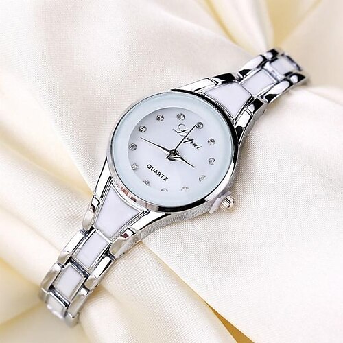 Relojes de moda para mujer, reloj de cuarzo de marca de lujo, relojes de acero inoxidable para mujer, reloj femenino
Relojes de moda para mujer, reloj de cuarzo de marca de lujo, relojes de acero inoxidable para mujer, reloj femenino