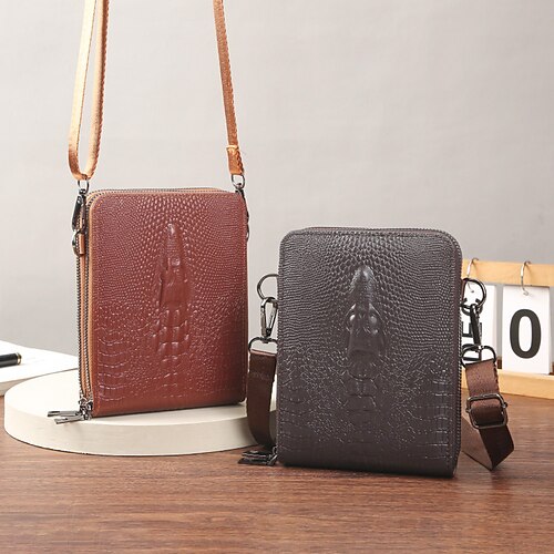 Homens Bolsa crossbody Carteira Porta Moedas Bolsa para celular Carteira de titular de cartão de crédito Couro PU Diário Feriado Ziper Ajustável Prova-de-Água Leve Côr Sólida Crocodilo Castanho
Homens Bolsa crossbody Carteira Porta Moedas Bolsa para celular Carteira de titular de cartão de crédito Couro PU Diário Feriado Ziper Ajustável Prova-de-Água Leve Côr Sólida Crocodilo Castanho