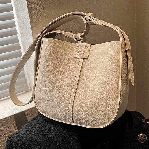 sacs à main vintage pour femmes mode texture pu cuir épaule sac à bandoulière grande capacité femme seau totes nouveau
sacs à main vintage pour femmes mode texture pu cuir épaule sac à bandoulière grande capacité femme seau totes nouveau
