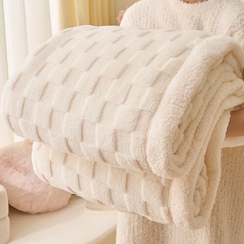 Couverture de flanelle de corail épaissie, couverture de canapé en peluche d'hiver, drap de lit, couverture sherpa lourde et confortable
Couverture de flanelle de corail épaissie, couverture de canapé en peluche d'hiver, drap de lit, couverture sherpa lourde et confortable